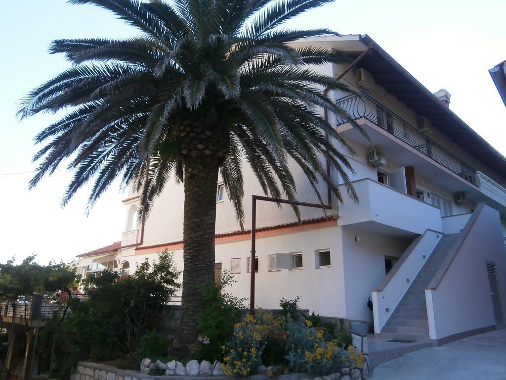 Guest House Galeb Supetarska Draga Ngoại thất bức ảnh